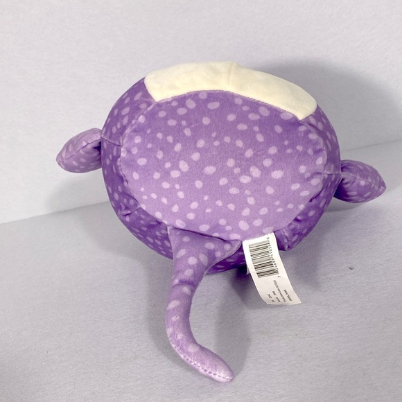 Squishmallows Lavender Plush Aziza the Stingray with White Belly - Picture 6 of 9